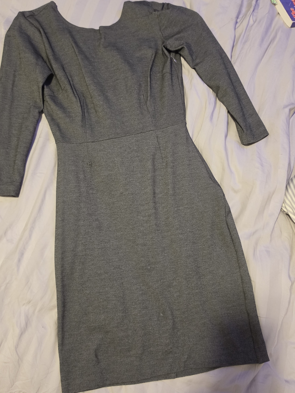 Ryu Gray Long-Sleeve Sheath Dress
